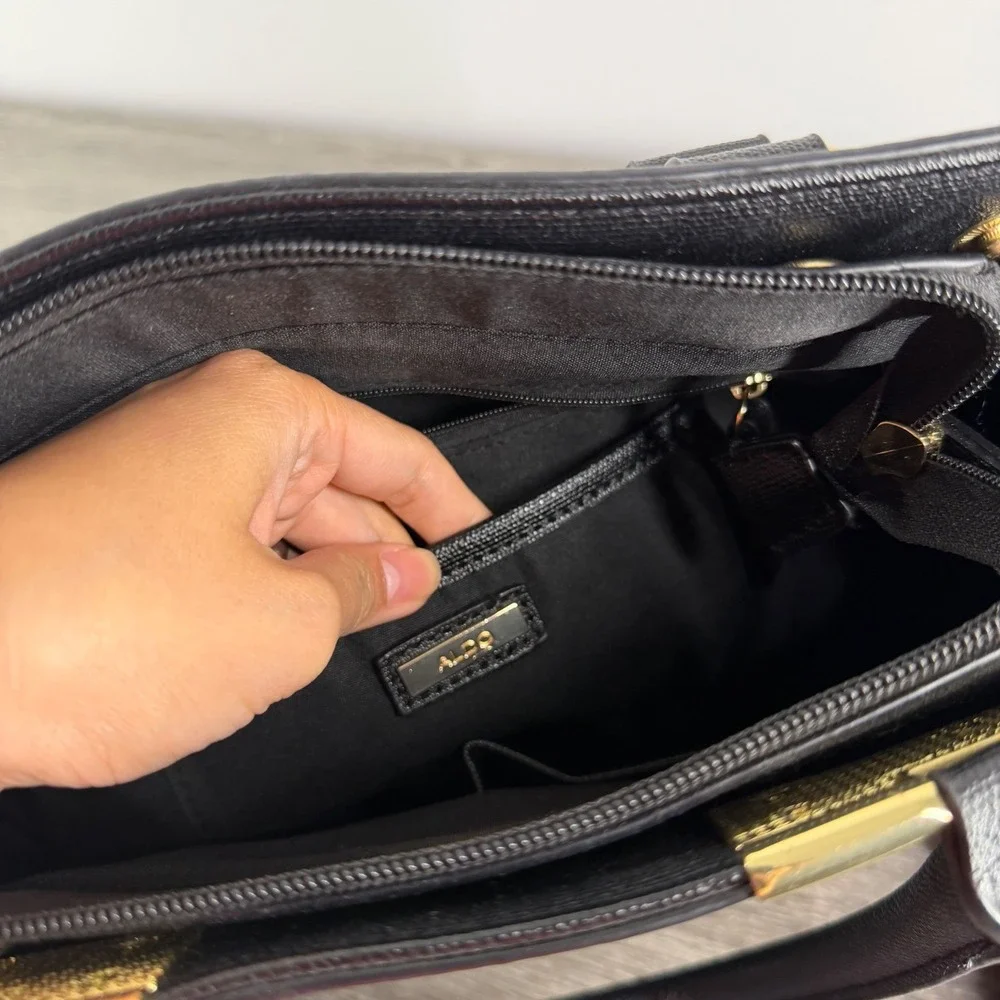 Aldo Black Embossed Geometric Satchel Handbag Gold Hardware Crossbody Bag Medium